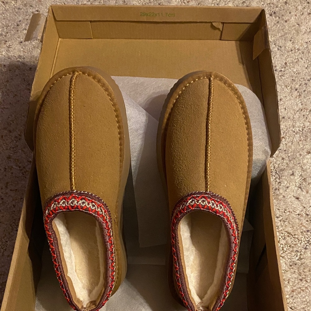 Cozy Tan Mules with Red Accents